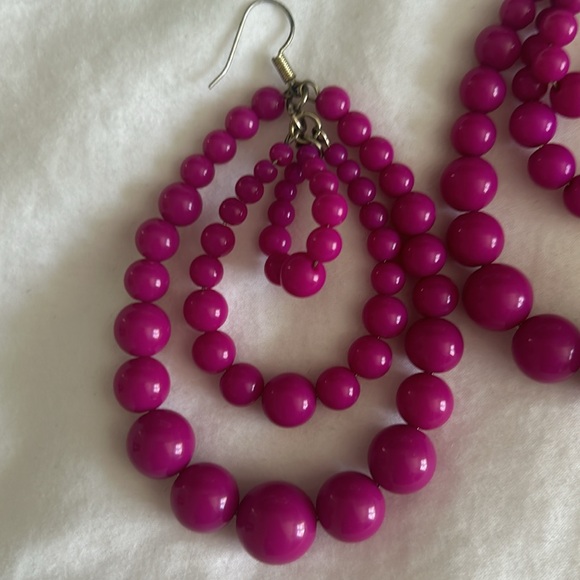 Fuchsia Beaded Teardrop Dangle Earrings - Women Jewelry - Picture 2 of 3